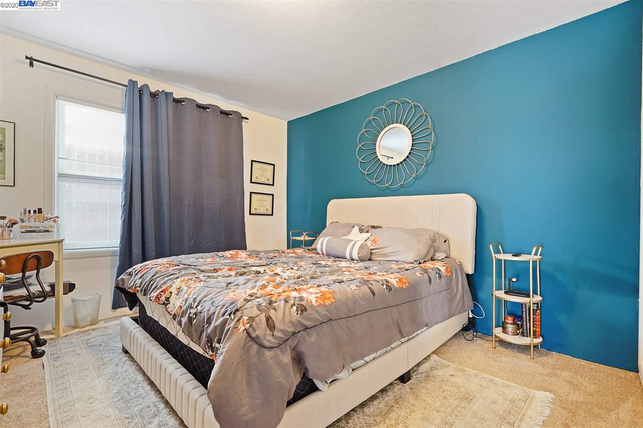19943 Redwood Rd, CASTRO VALLEY, California 94546, ,Comm Ri Multi-units 5+,For Sale,Redwood Rd,40927881