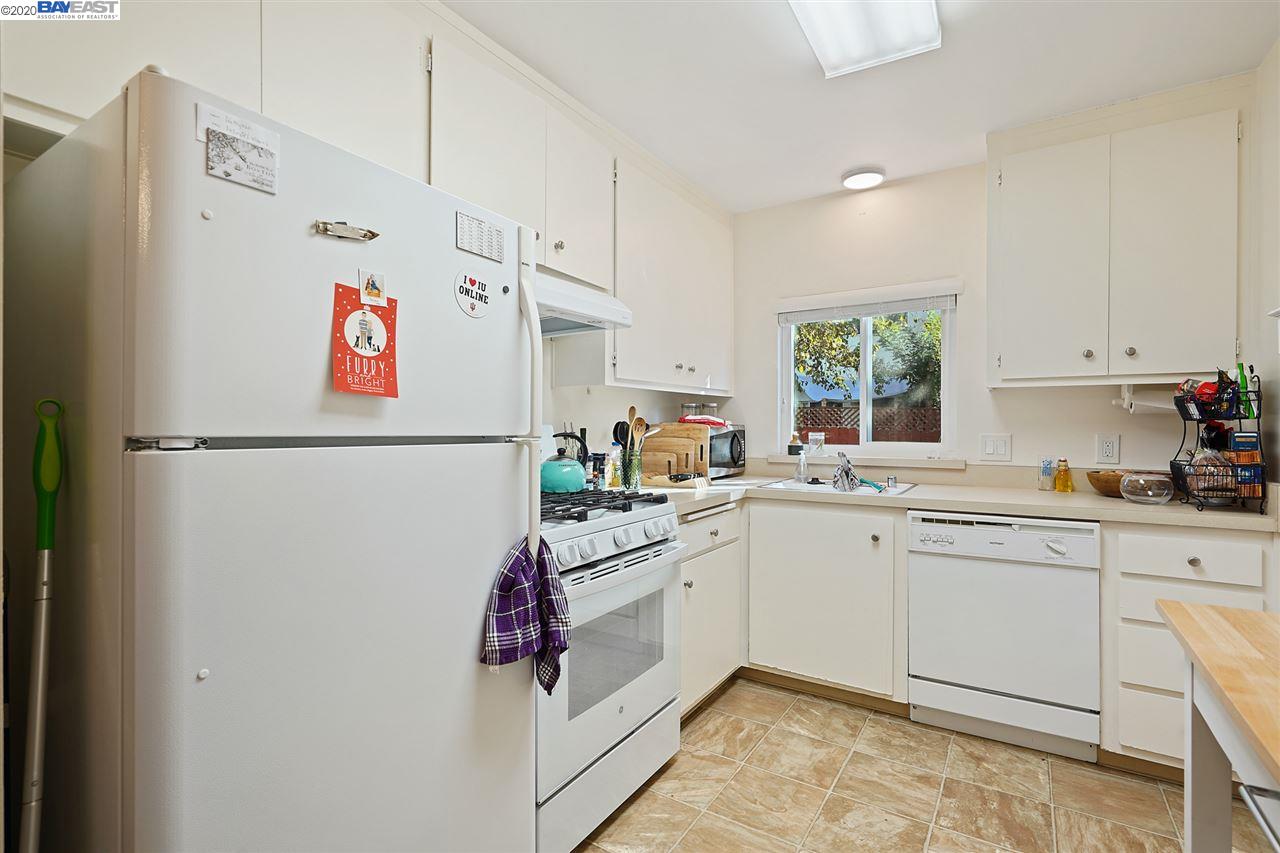 19943 Redwood Rd, CASTRO VALLEY, California 94546, ,Comm Ri Multi-units 5+,For Sale,Redwood Rd,40927881