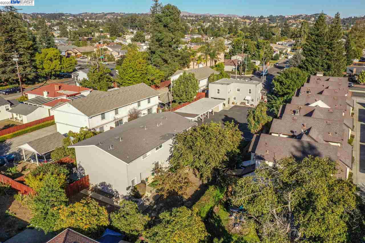 19943 Redwood Rd, CASTRO VALLEY, California 94546, ,Comm Ri Multi-units 5+,For Sale,Redwood Rd,40927881