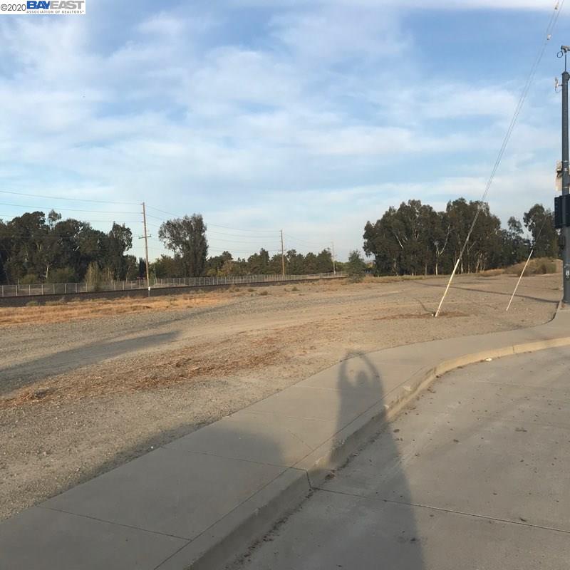 700 Stanley East Blvd, LIVERMORE, California 94550, ,Comm Lots And Land,For Sale,Stanley East Blvd,40922824