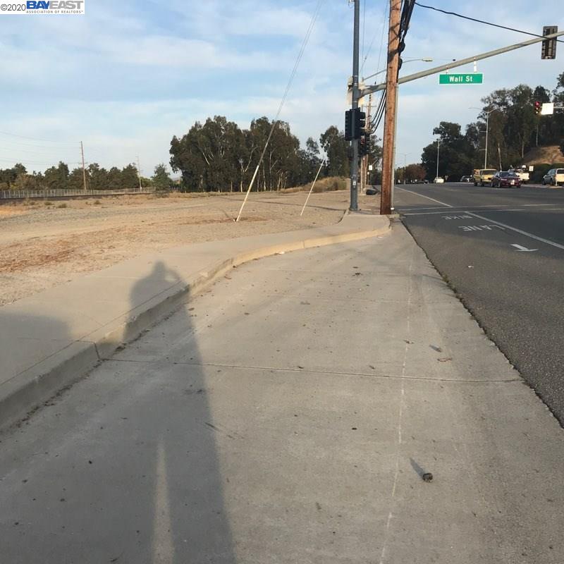 700 Stanley East Blvd, LIVERMORE, California 94550, ,Comm Lots And Land,For Sale,Stanley East Blvd,40922824