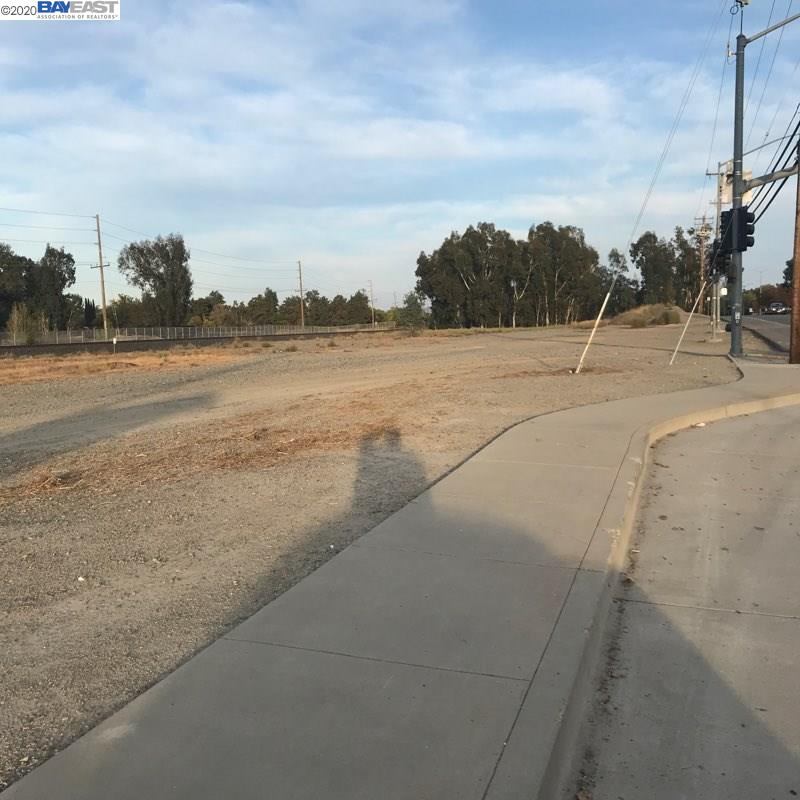700 Stanley East Blvd, LIVERMORE, California 94550, ,Comm Lots And Land,For Sale,Stanley East Blvd,40922824