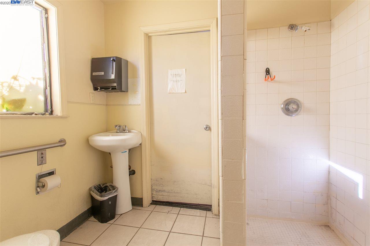 20524 Wisteria Street, CASTRO VALLEY, California 94546, ,Comm Industrial For Lease,For Rent,Wisteria Street,40932500