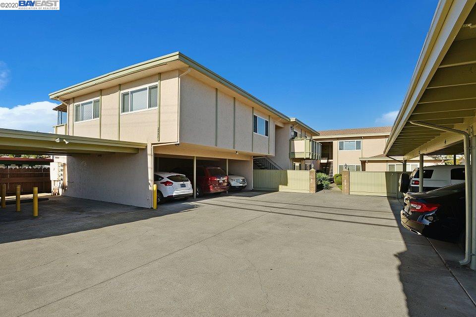 2027 Fairway Dr, SAN LEANDRO, California 94577, ,Comm Ri Multi-units 5+,For Sale,Fairway Dr,40931729