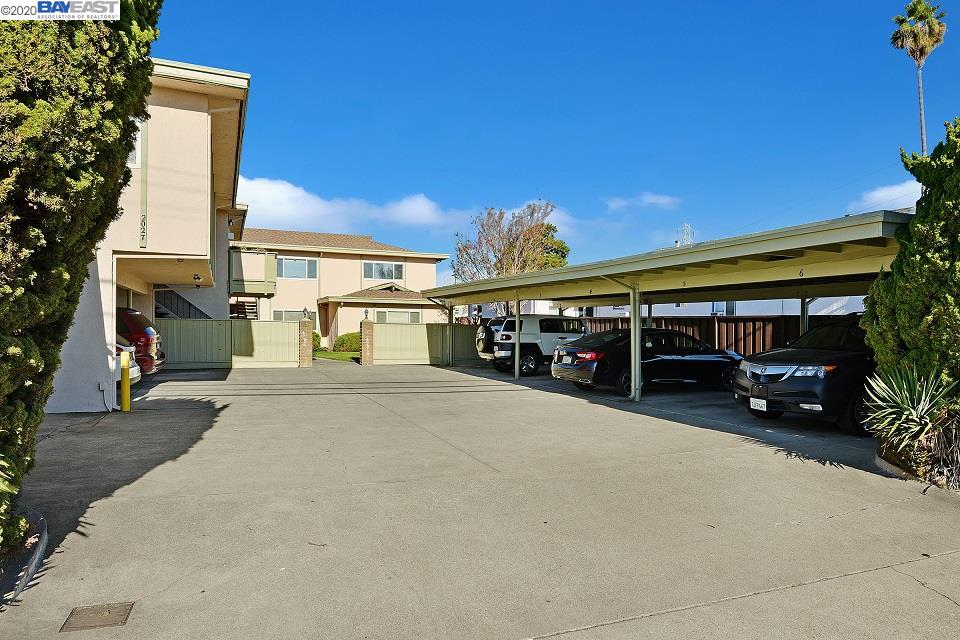2027 Fairway Dr, SAN LEANDRO, California 94577, ,Comm Ri Multi-units 5+,For Sale,Fairway Dr,40931729