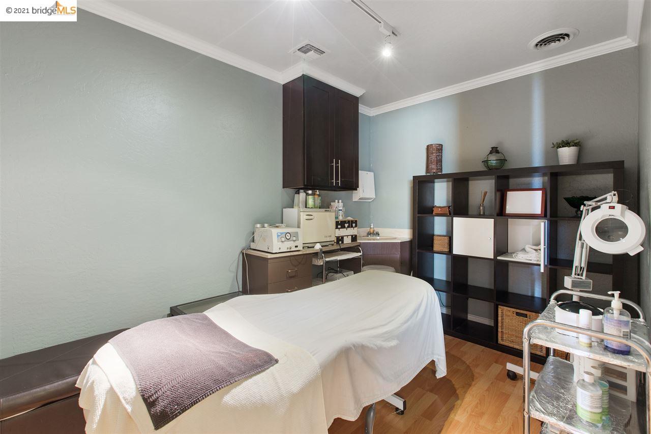 1365 Solano Avenue, ALBANY, California 94706, ,Comm Ri Multi-units 5+,For Sale,Solano Avenue,40935222