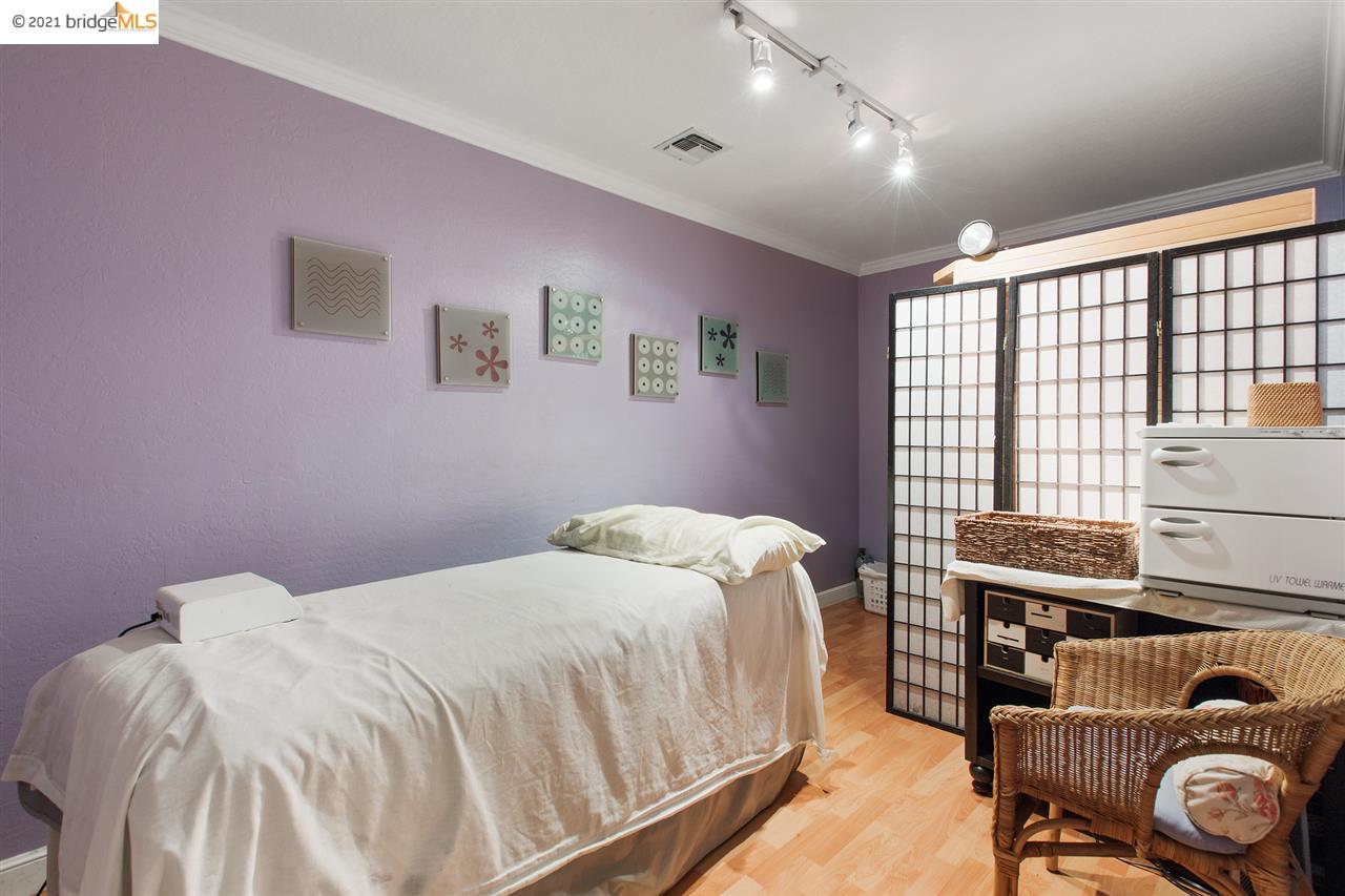 1365 Solano Avenue, ALBANY, California 94706, ,Comm Ri Multi-units 5+,For Sale,Solano Avenue,40935222