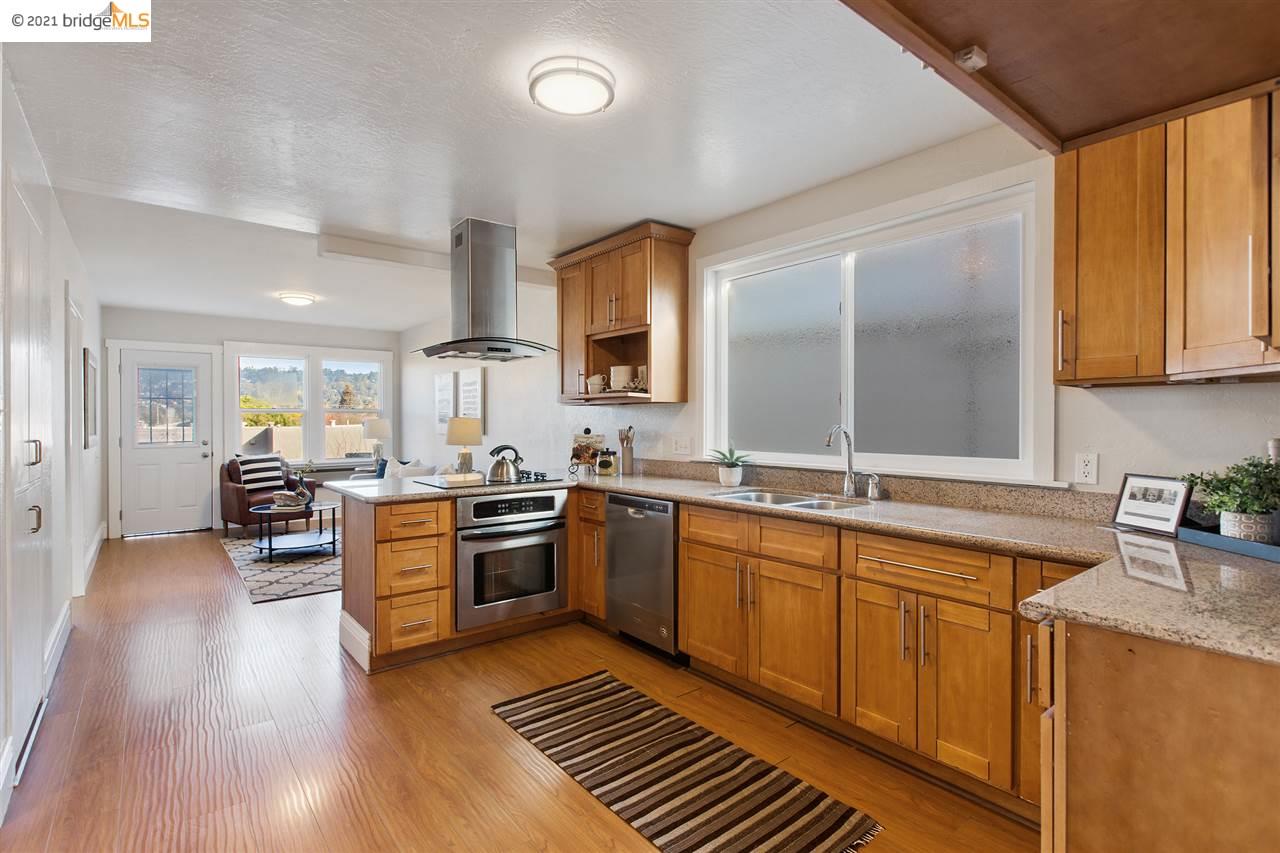 1365 Solano Avenue, ALBANY, California 94706, ,Comm Ri Multi-units 5+,For Sale,Solano Avenue,40935222