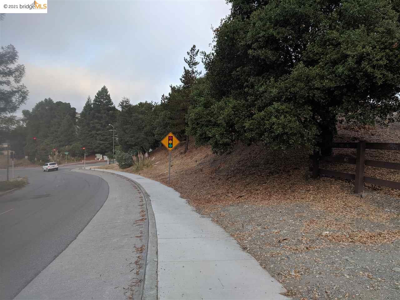 0 Redwood Rd, OAKLAND, California 94619, ,Lots And Land,For Sale,Redwood Rd,40963635