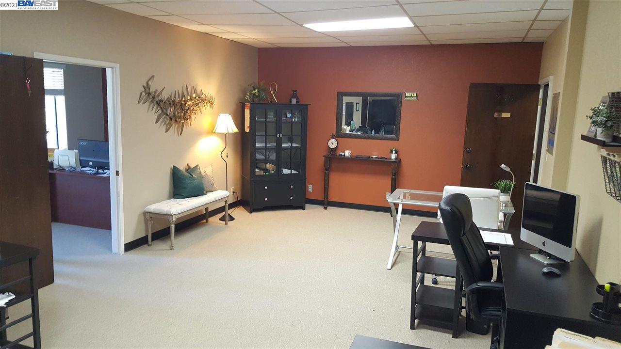 4049 1St St 230, LIVERMORE, California 94551, ,Comm Industrial For Lease,For Rent,1St St 230,40963912