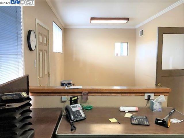 3700 Castro Valley Blvd, CASTRO VALLEY, California 94552-4815, ,Comm Industrial For Sale,For Sale,Castro Valley Blvd,40963952