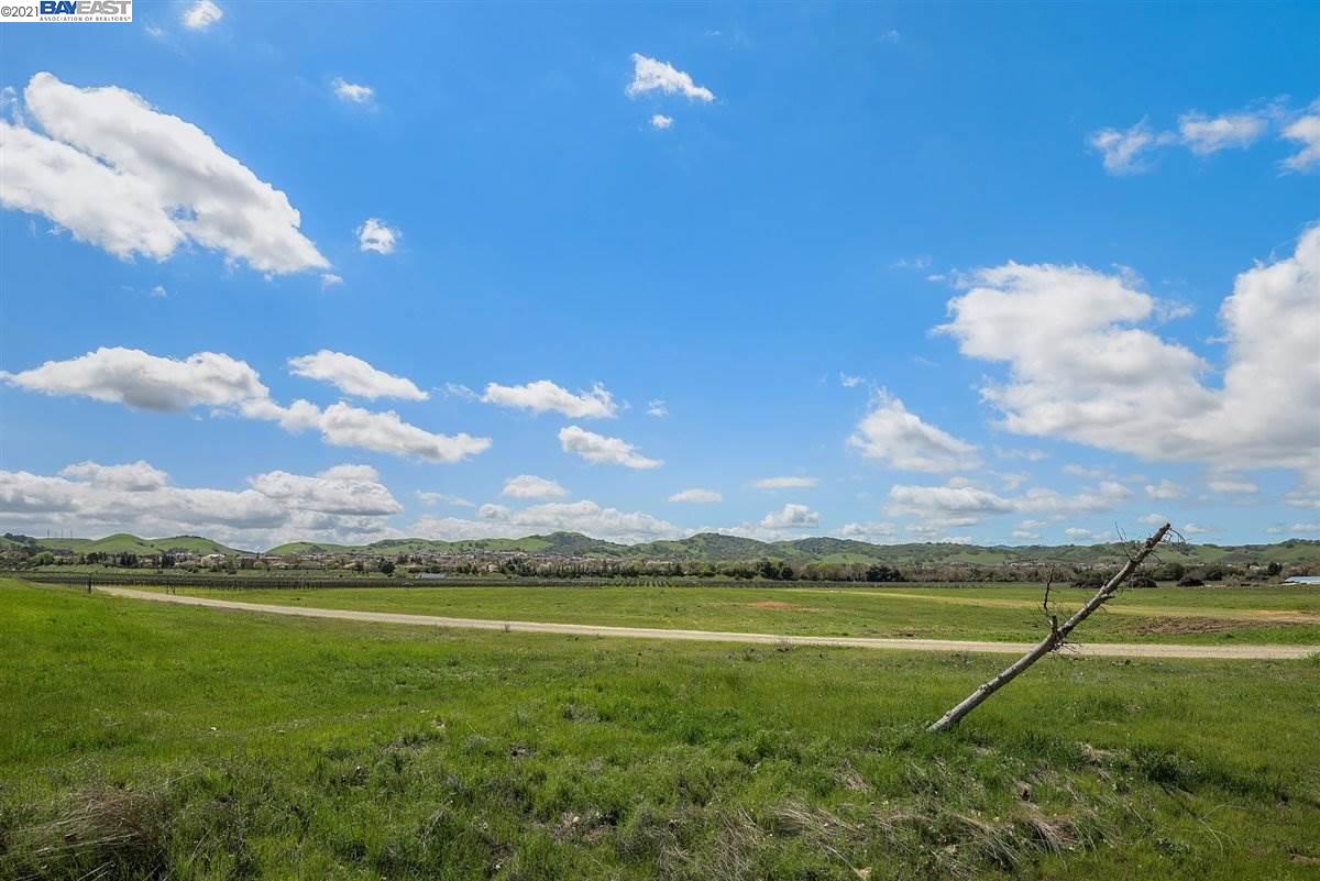 303 Vineyard Ave, LIVERMORE, California 94550, ,Lots And Land,For Sale,Vineyard Ave,40963964