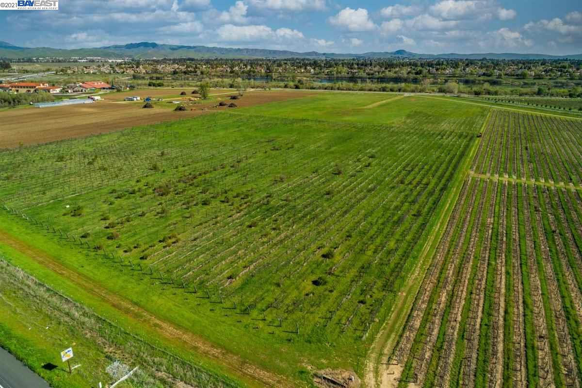 303 Vineyard Ave, LIVERMORE, California 94550, ,Lots And Land,For Sale,Vineyard Ave,40963964