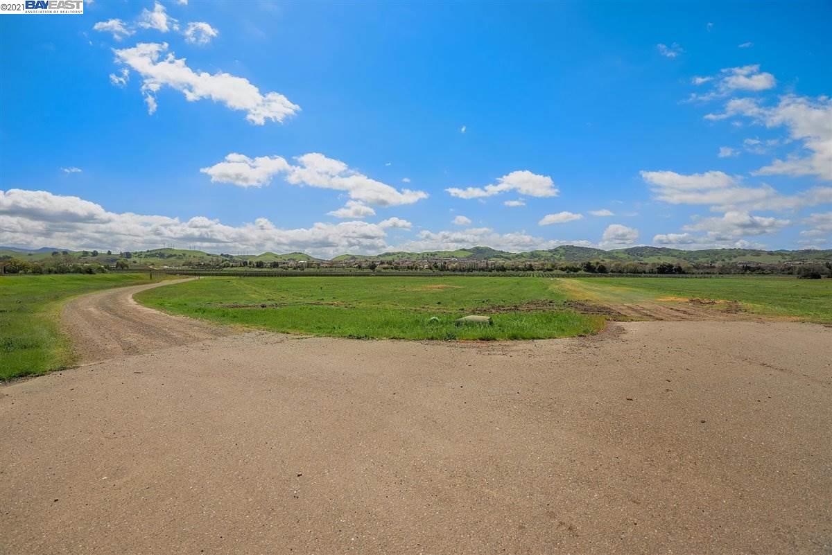 303 Vineyard Ave, LIVERMORE, California 94550, ,Lots And Land,For Sale,Vineyard Ave,40963964