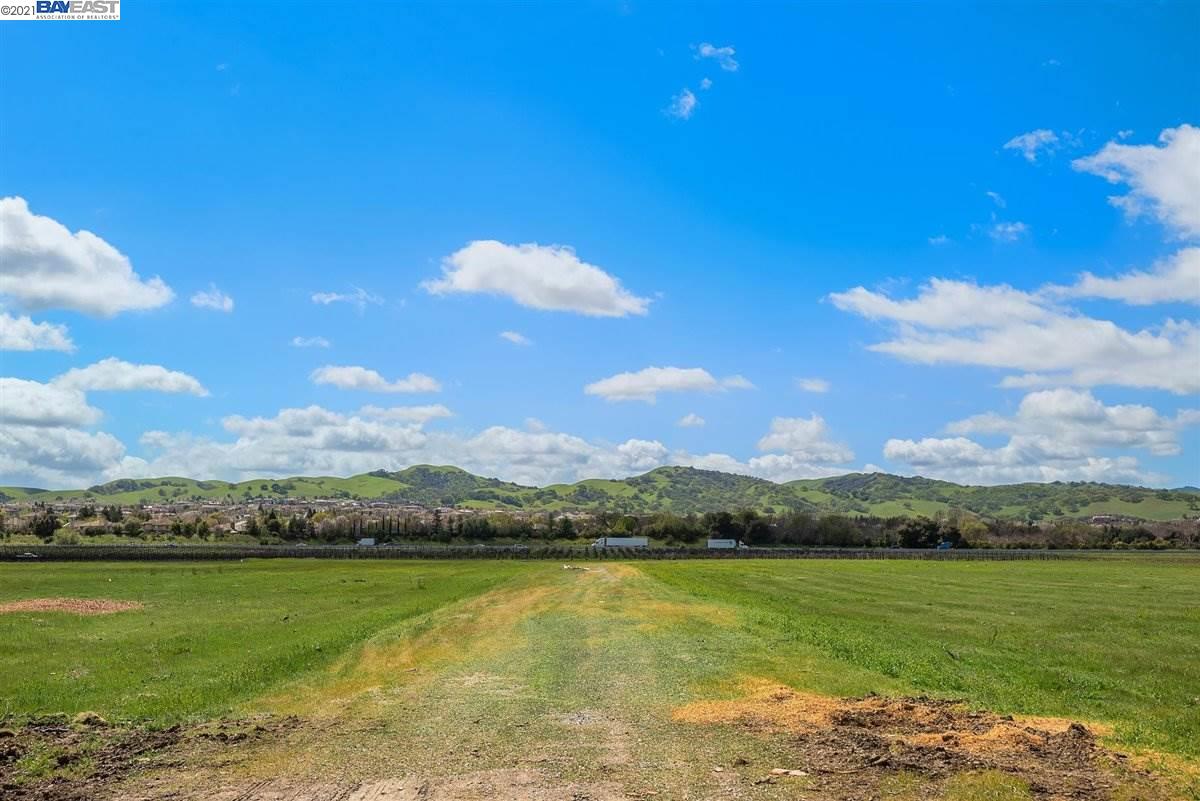 303 Vineyard Ave, LIVERMORE, California 94550, ,Lots And Land,For Sale,Vineyard Ave,40963964