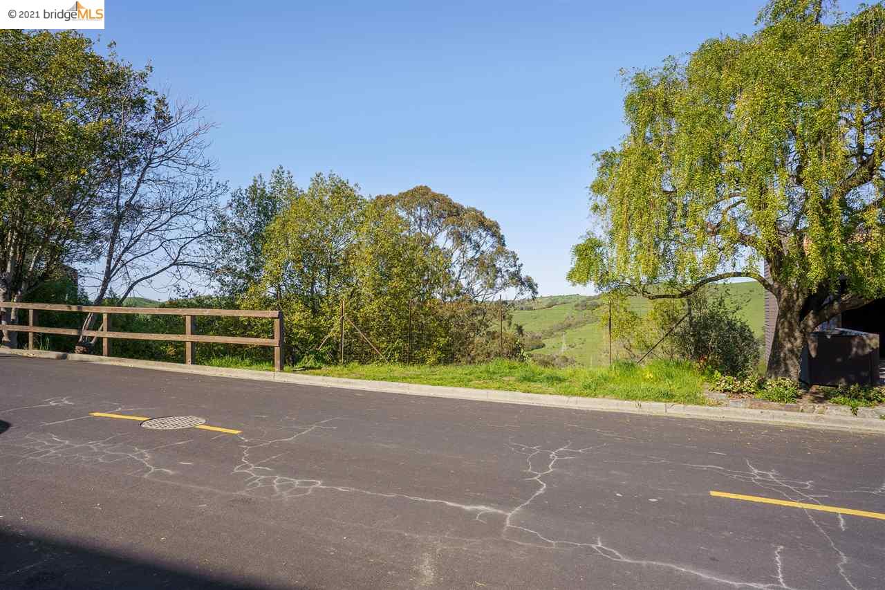 0 Leneve Pl, EL CERRITO, California 94530, ,Lots And Land,For Sale,Leneve Pl,40963980