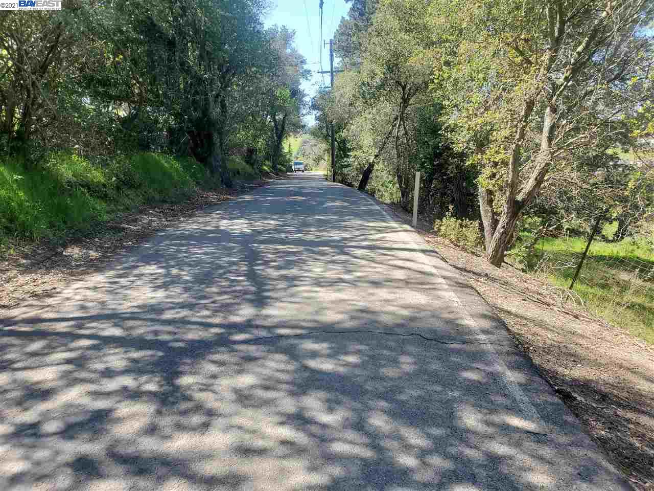 6590 Sunnyslope Ave, CASTRO VALLEY, California 94546, ,Lots And Land,For Sale,Sunnyslope Ave,40964031