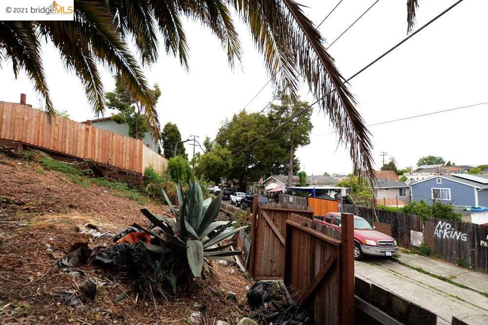 2521 Grande Vista Ave, OAKLAND, California 94601, ,Lots And Land,For Sale,Grande Vista Ave,40964092