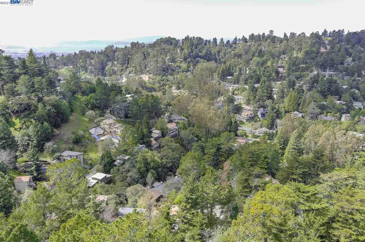 Girvin Dr, OAKLAND, California 94611, ,Lots And Land,For Sale,Girvin Dr,40965115