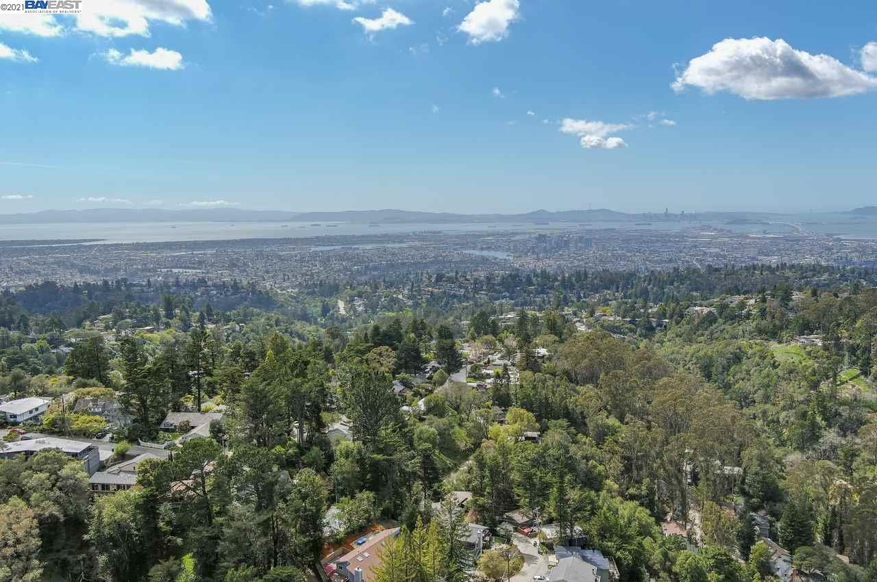 Girvin Dr, OAKLAND, California 94611, ,Lots And Land,For Sale,Girvin Dr,40965115