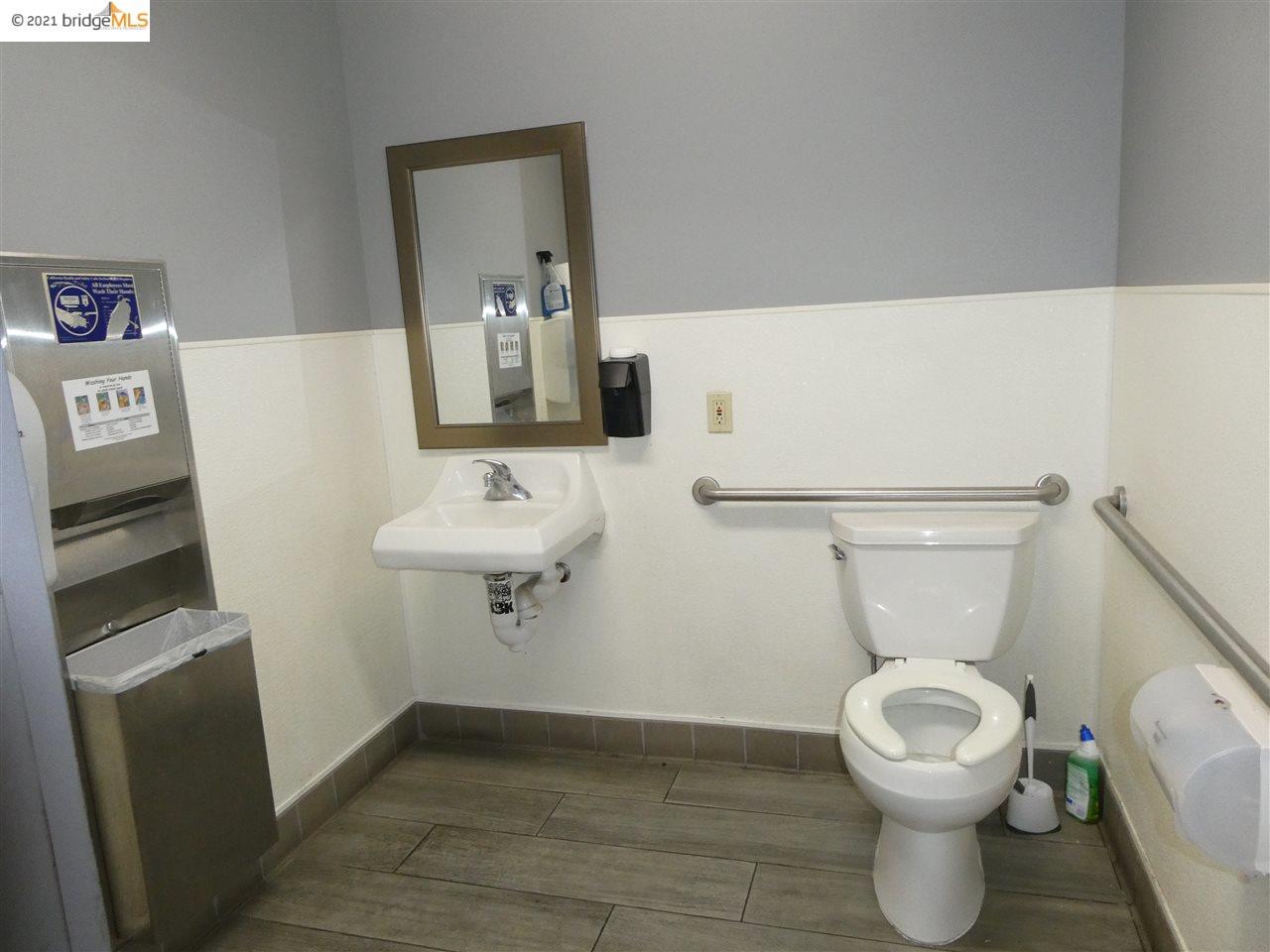 885 Airway Blvd, LIVERMORE, California 94551, ,Comm Business Opportunity,For Sale,Airway Blvd,40964149