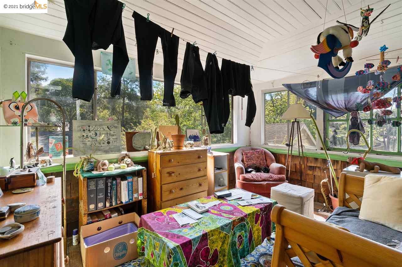 1343 Martin Luther King Jr Way, BERKELEY, California 94709, ,Comm Industrial For Sale,For Sale,Martin Luther King Jr Way,40964239