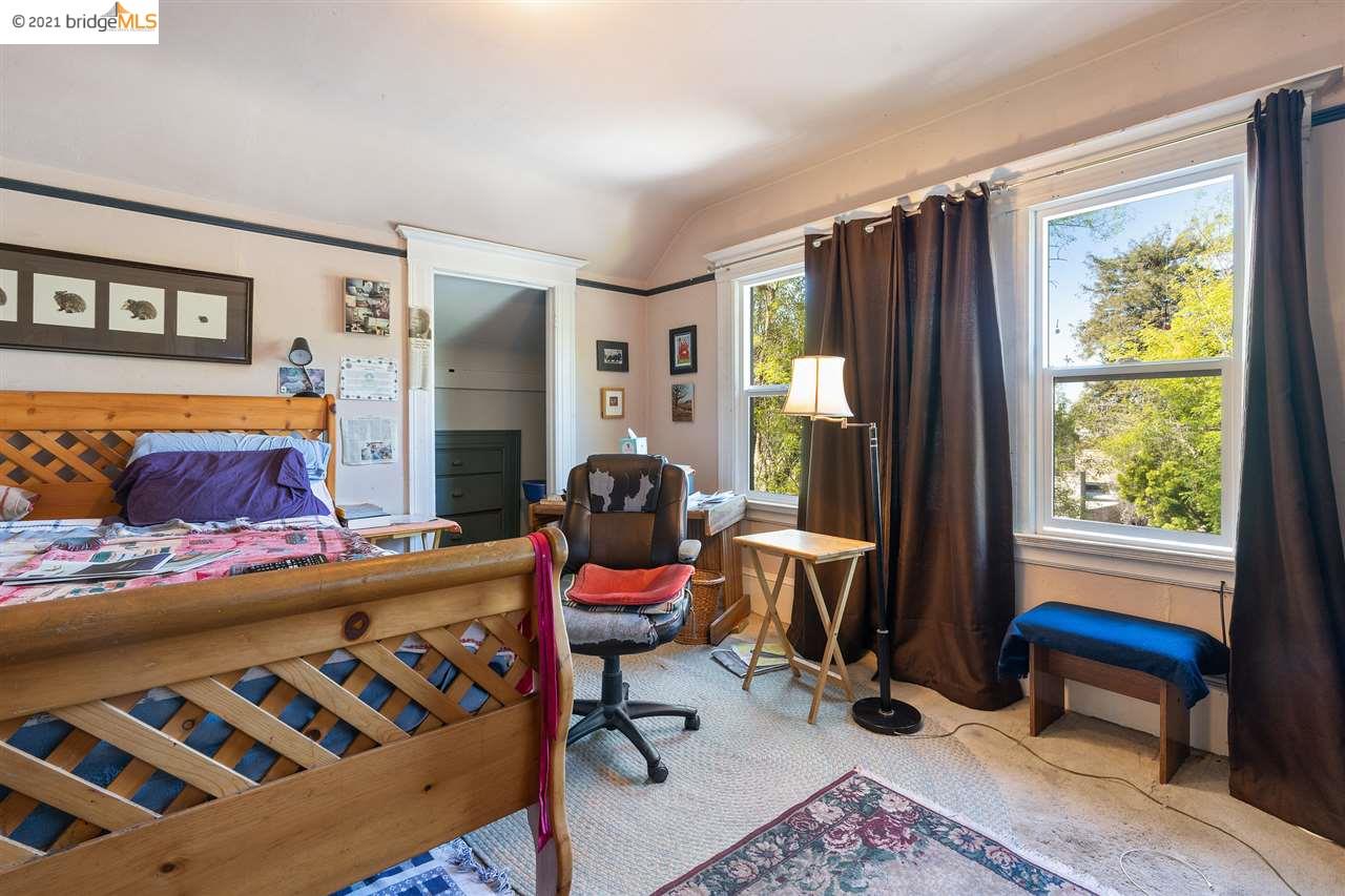 1343 Martin Luther King Jr Way, BERKELEY, California 94709, ,Comm Industrial For Sale,For Sale,Martin Luther King Jr Way,40964239