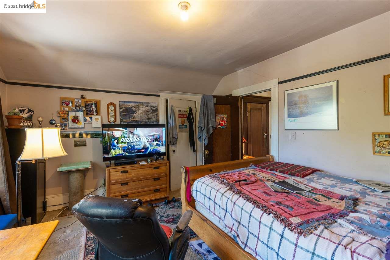 1343 Martin Luther King Jr Way, BERKELEY, California 94709, ,Comm Industrial For Sale,For Sale,Martin Luther King Jr Way,40964239