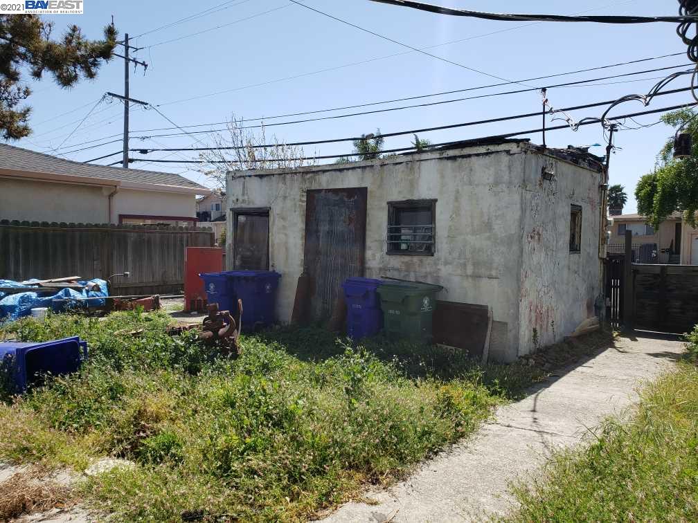 319 CHESLEY AVE, RICHMOND, California 94801, ,Comm Lots And Land,For Sale,CHESLEY AVE,40964262