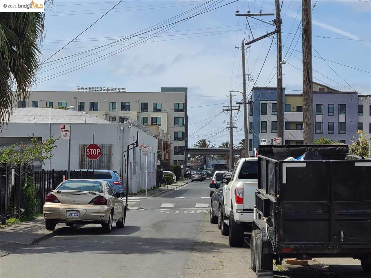 923 70Th Ave, OAKLAND, California 94621, ,Lots And Land,For Sale,70Th Ave,40964389