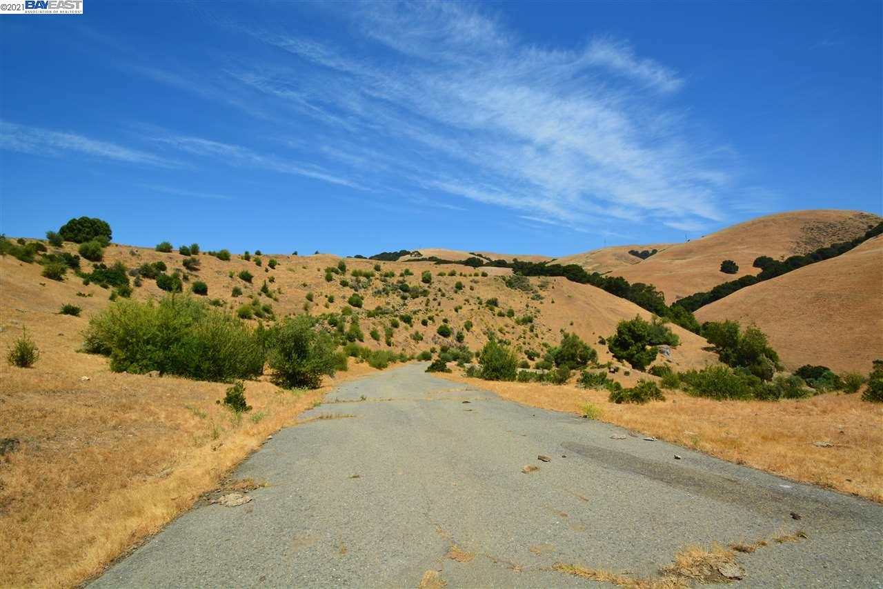 350 Mayhews Rd, FREMONT, California 94536, ,Lots And Land,For Sale,Mayhews Rd,40964434