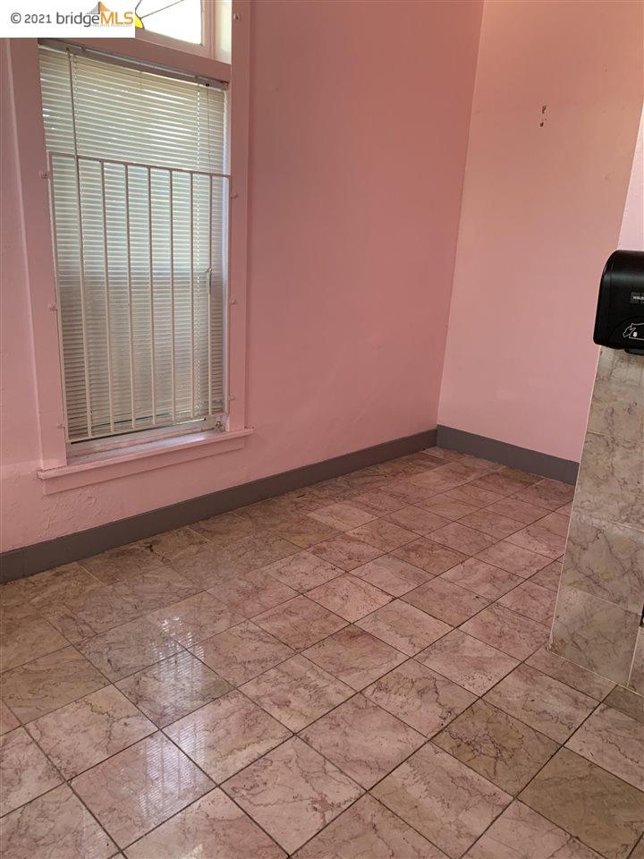 3945 San Juan Ave, OAKLAND, California 94601, ,Comm Industrial For Sale,For Sale,San Juan Ave,40964427