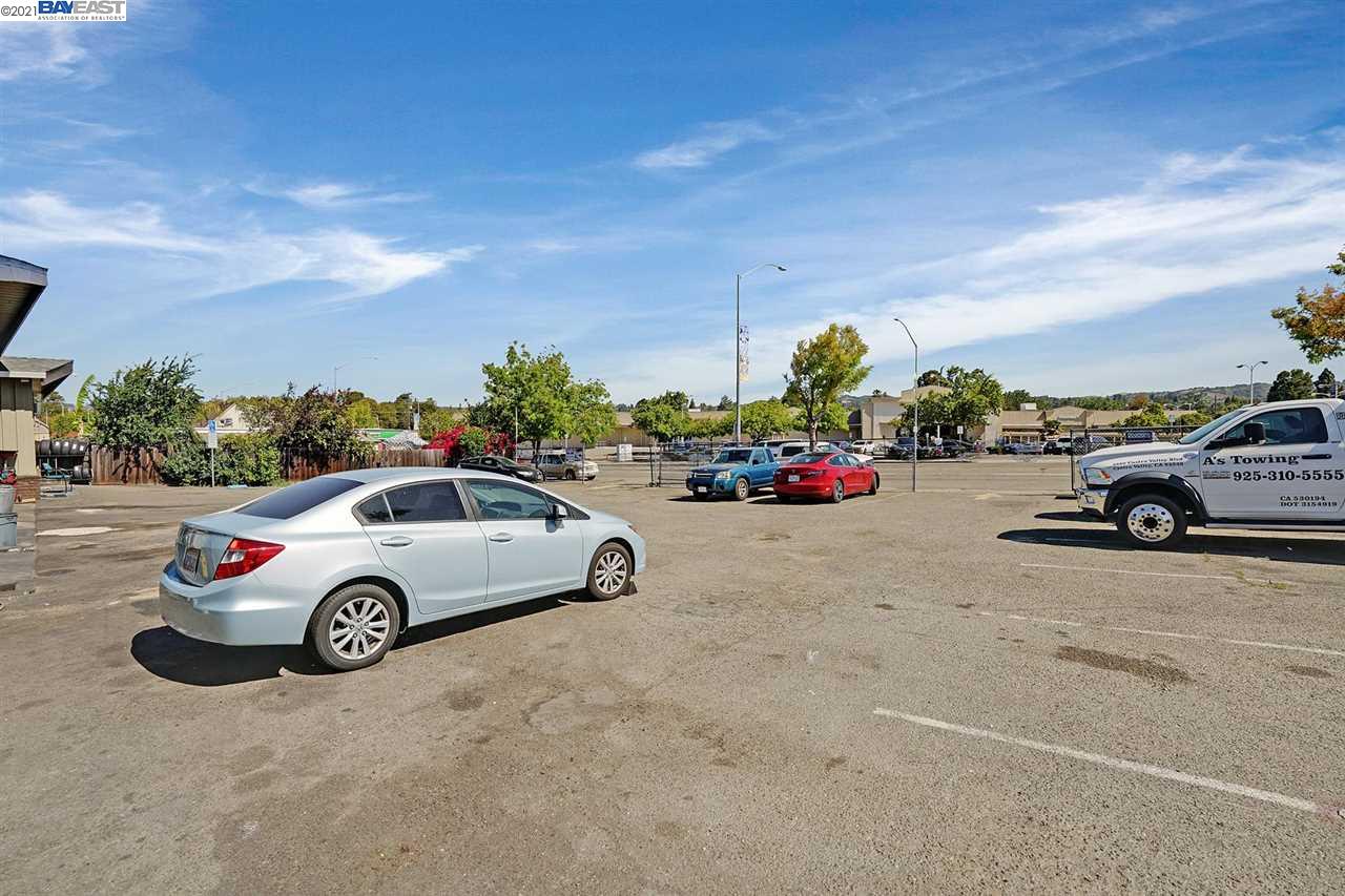 3889 Castro Valley Blvd., CASTRO VALLEY, California 94546-4535, ,Comm Industrial For Sale,For Sale,Castro Valley Blvd.,40964561