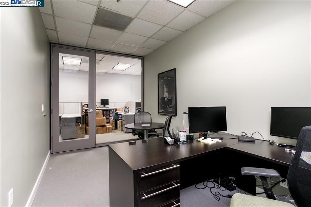 6602 Owens Dr, PLEASANTON, California 94588, ,Comm Industrial For Lease,For Rent,Owens Dr,40964603
