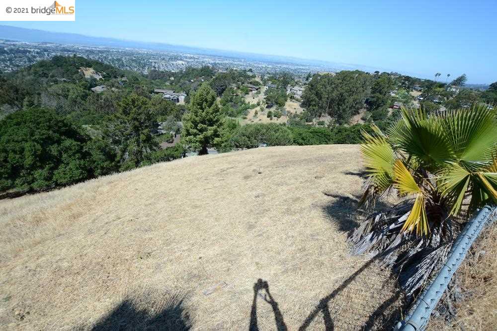0 Lochard St, OAKLAND, California 94605, ,Lots And Land,For Sale,Lochard St,40964821
