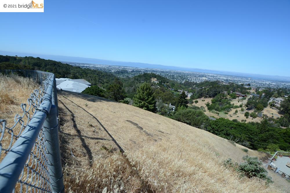 0 Lochard St, OAKLAND, California 94605, ,Lots And Land,For Sale,Lochard St,40964821