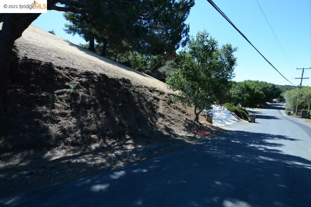 0 Lochard St, OAKLAND, California 94605, ,Lots And Land,For Sale,Lochard St,40964821