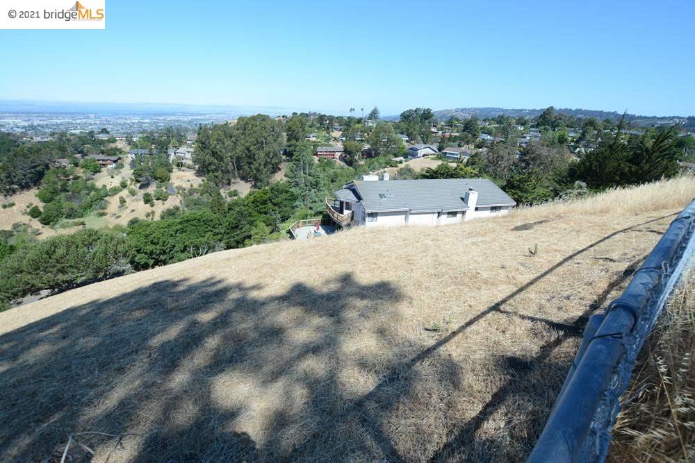 0 Lochard St, OAKLAND, California 94605, ,Lots And Land,For Sale,Lochard St,40964821