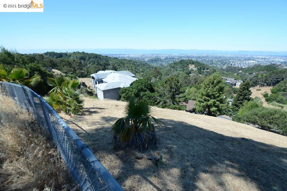 0 Lochard St, OAKLAND, California 94605, ,Lots And Land,For Sale,Lochard St,40964821