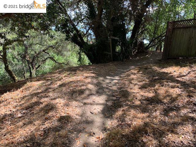 4707 Mendenhall Rd, OAKLAND, California 94605, ,Lots And Land,For Sale,Mendenhall Rd,40964855