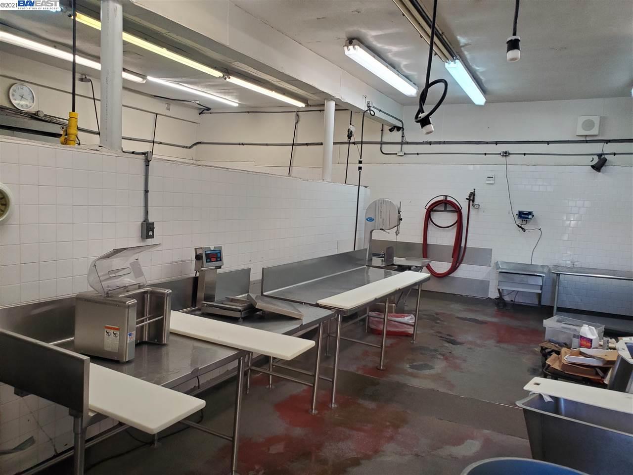 562 Williams St, SAN LEANDRO, California 94577, ,Comm Industrial For Sale,For Sale,Williams St,40964915