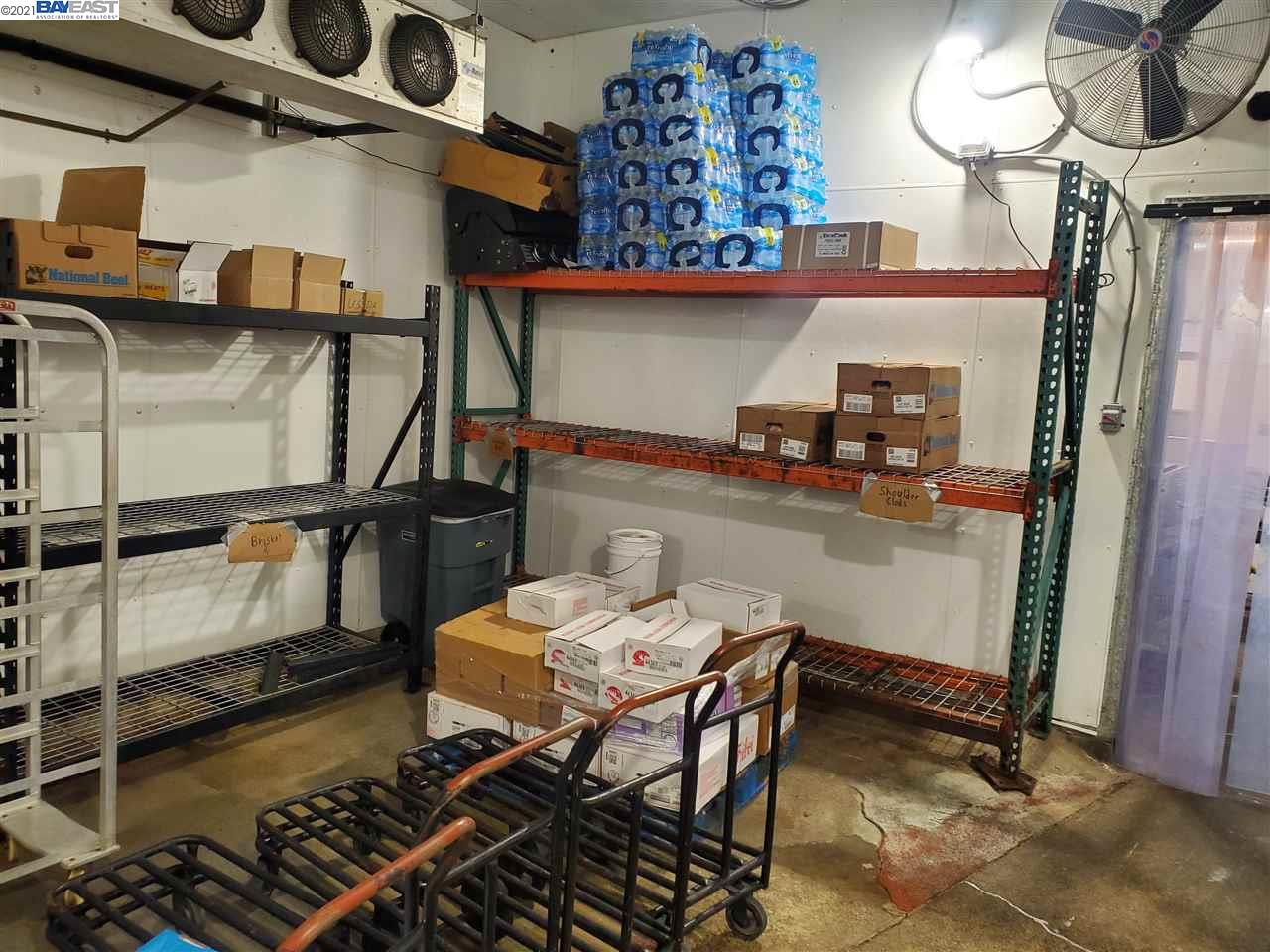 562 Williams St, SAN LEANDRO, California 94577, ,Comm Industrial For Sale,For Sale,Williams St,40964915