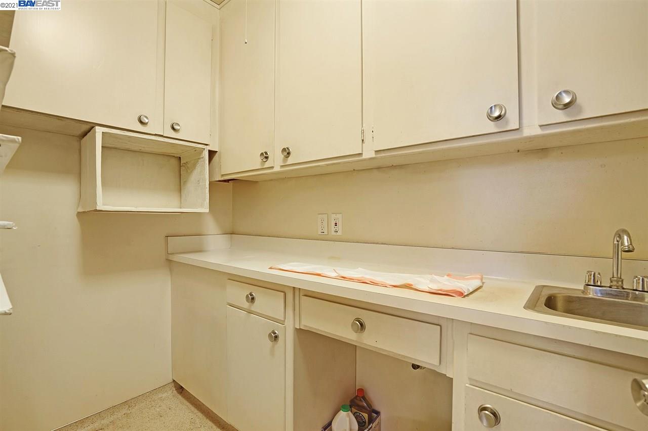 1638 B St, HAYWARD, California 94541, ,Comm Industrial For Sale,For Sale,B St,40964958