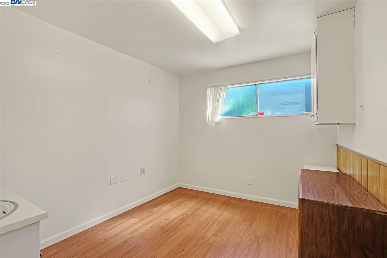 1638 B St, HAYWARD, California 94541, ,Comm Industrial For Sale,For Sale,B St,40964958