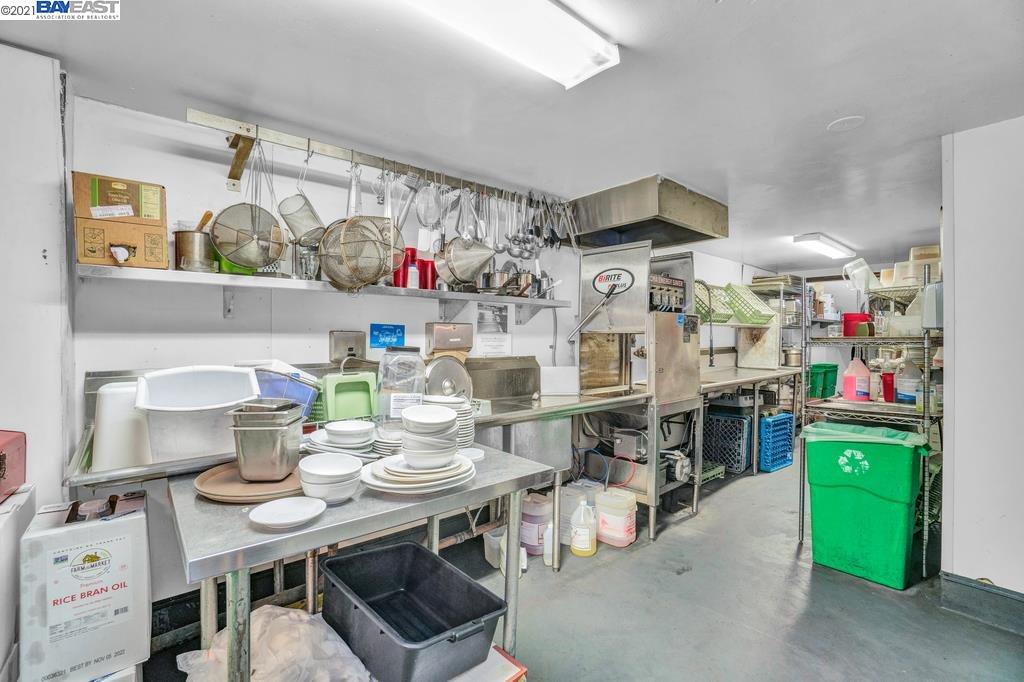 2319 Santa Clara Ave, ALAMEDA, California 94501, ,Comm Industrial For Sale,For Sale,Santa Clara Ave,40964971