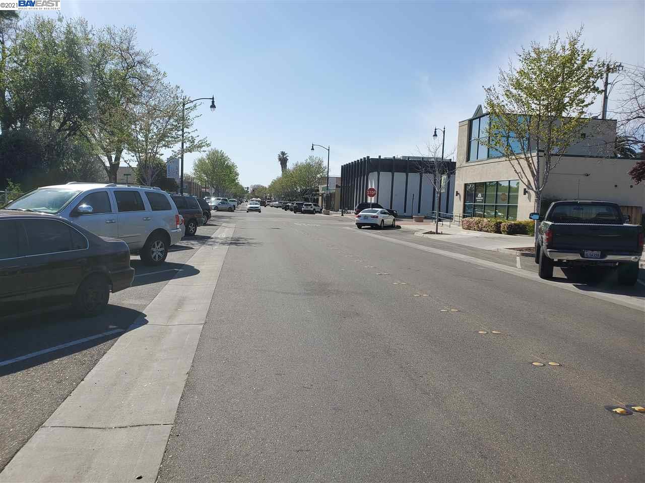 122 10Th St, TRACY, California 95376, ,Comm Industrial For Sale,For Sale,10Th St,40965015