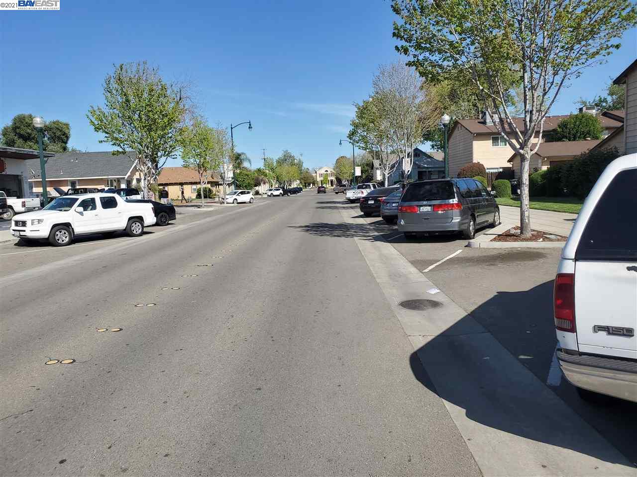 122 10Th St, TRACY, California 95376, ,Comm Industrial For Sale,For Sale,10Th St,40965015