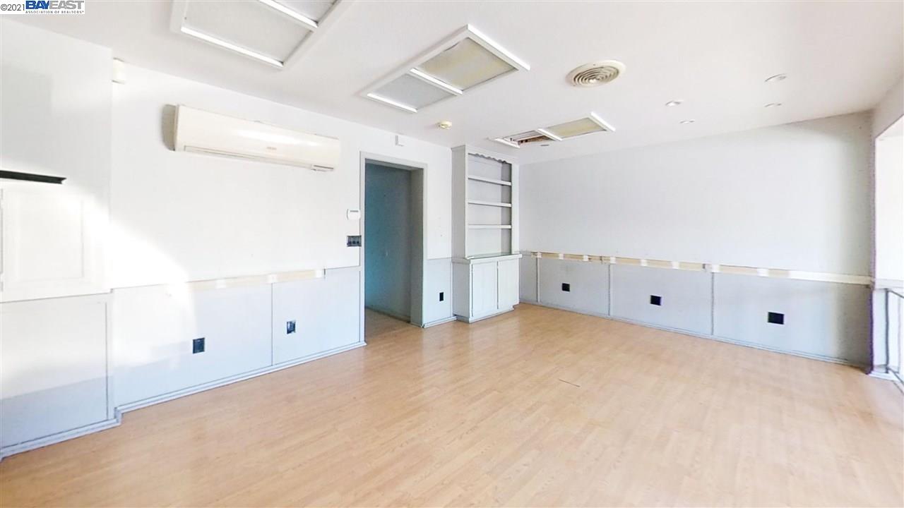 122 10Th St, TRACY, California 95376, ,Comm Industrial For Sale,For Sale,10Th St,40965015