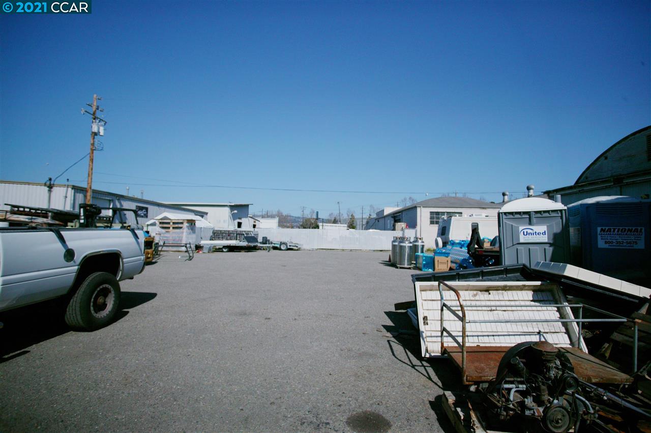 611 85TH AVE, OAKLAND, California 94621-2621, ,Comm Industrial For Sale,For Sale,85TH AVE,40965030