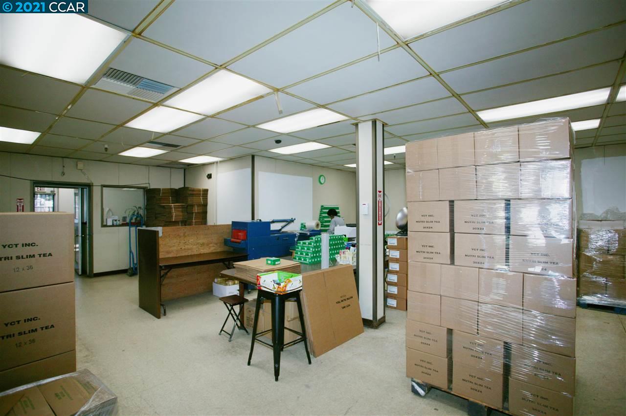 611 85TH AVE, OAKLAND, California 94621-2621, ,Comm Industrial For Sale,For Sale,85TH AVE,40965030